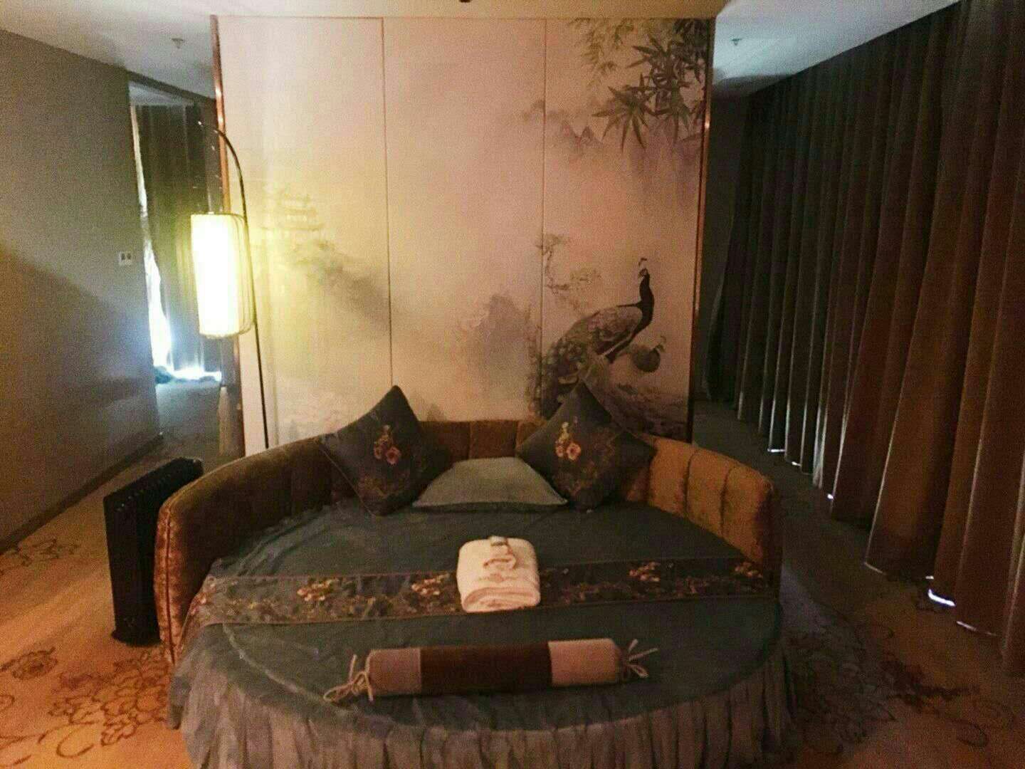 出差必去崇川区高端足疗柔式会馆,原来会所都是这样服务的